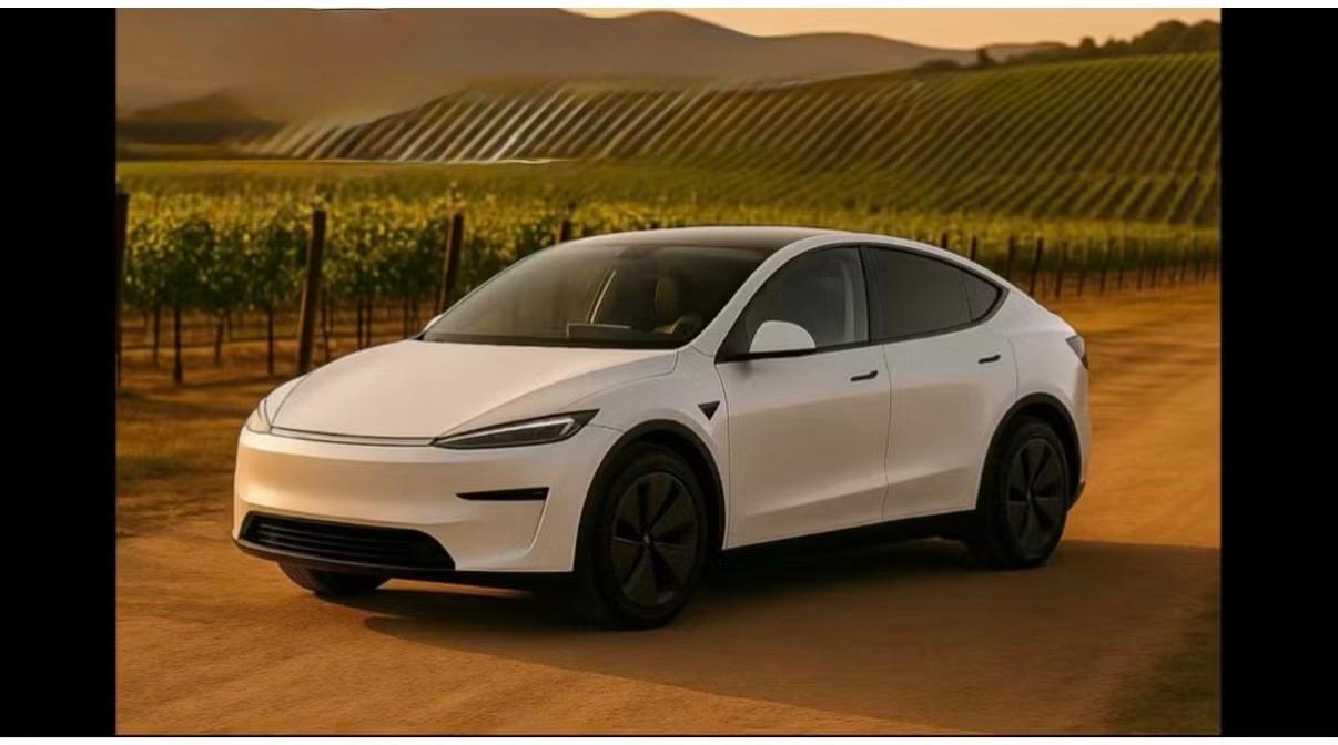 Tesla Model Y 2026 in Roseville, CA