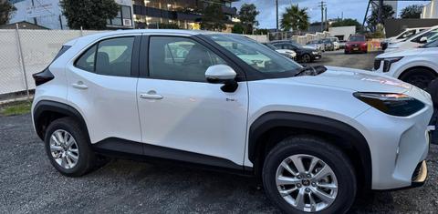 Toyota YARIS CROSS 2025