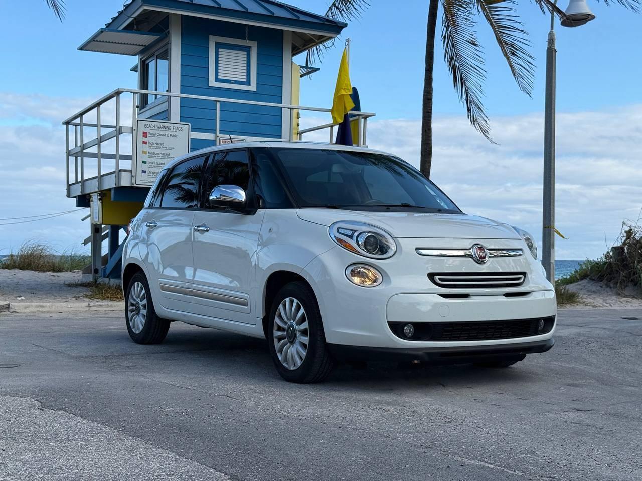 FIAT 500L 2014 in Hollywood, FL