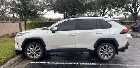 Toyota RAV4 2024