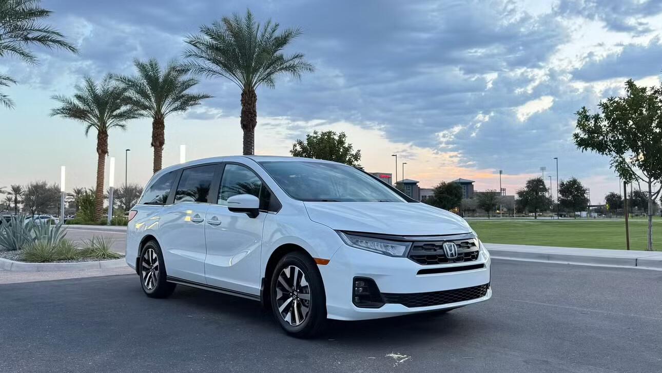 Honda Odyssey 2025 in Phoenix, AZ
