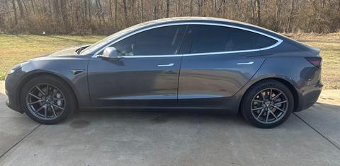 Tesla Model 3 2019
