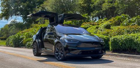 Tesla Model X 2026