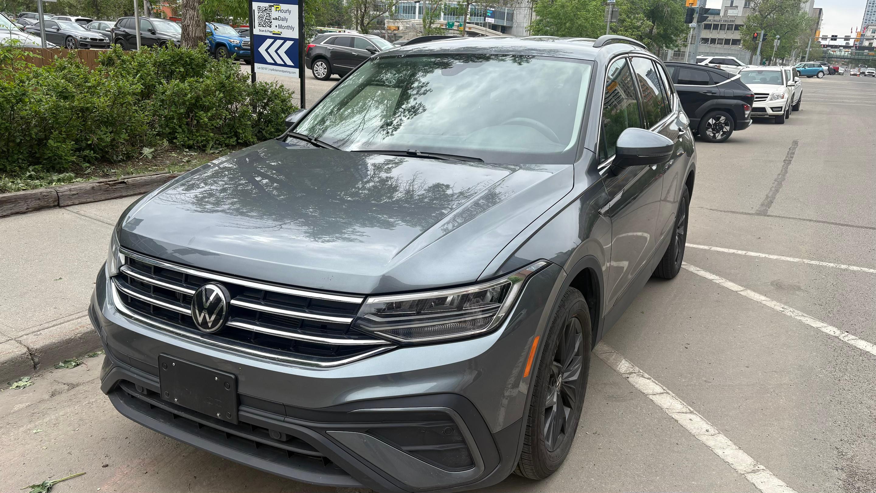 Volkswagen Tiguan 2024 in Calgary, AB