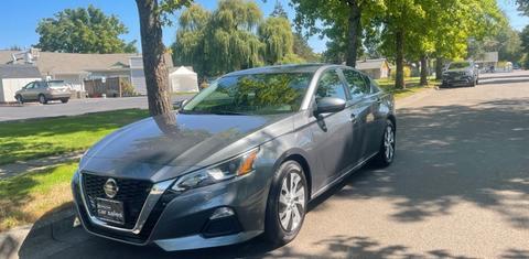 Nissan Altima 2020