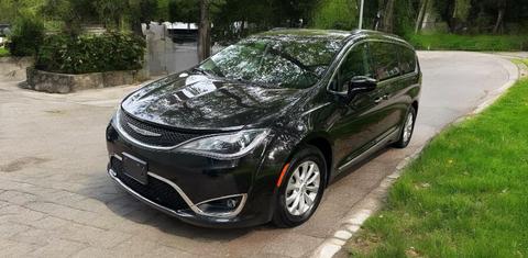 Chrysler Pacifica 2019