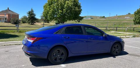 Hyundai Elantra 2023