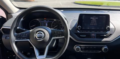 Nissan Altima 2020