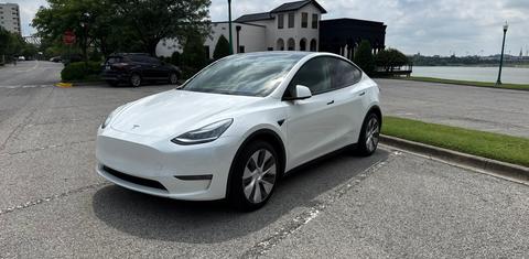 Tesla Model Y 2021