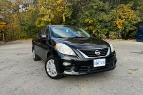 Nissan Versa car