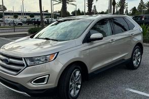 Ford Edge car