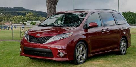 Toyota Sienna 2015
