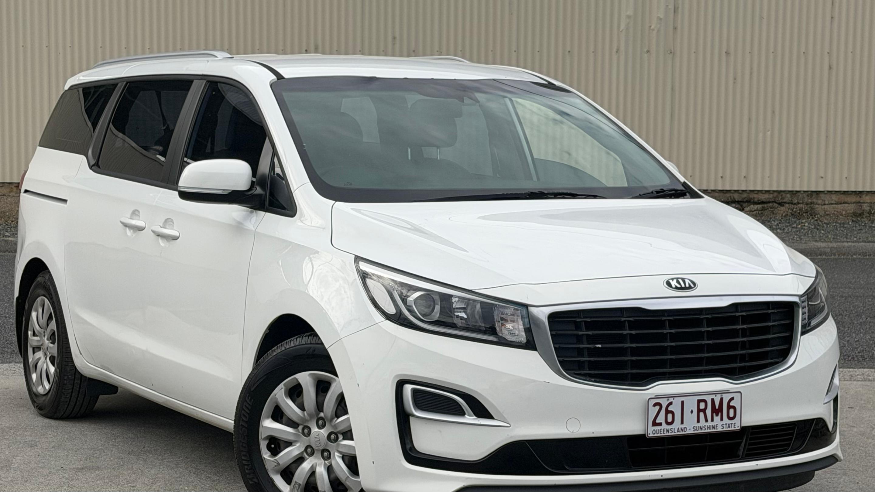 Kia CARNIVAL 2018 in Albion