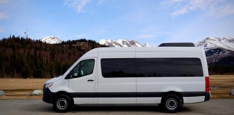 Mercedes-Benz Sprinter 2025
