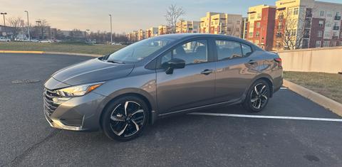 Nissan Versa 2024