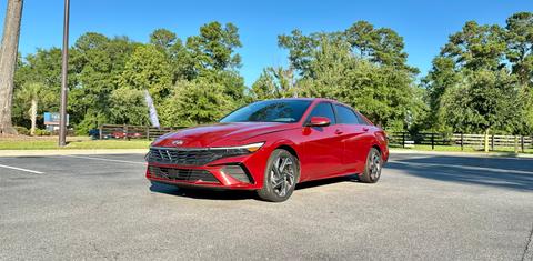 Hyundai Elantra 2025