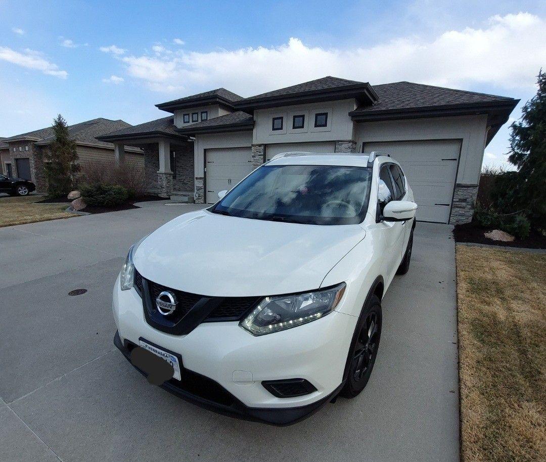 Nissan Rogue 2015 in Omaha, NE