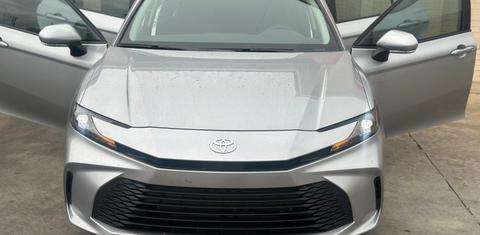 Toyota Camry Hybrid 2025