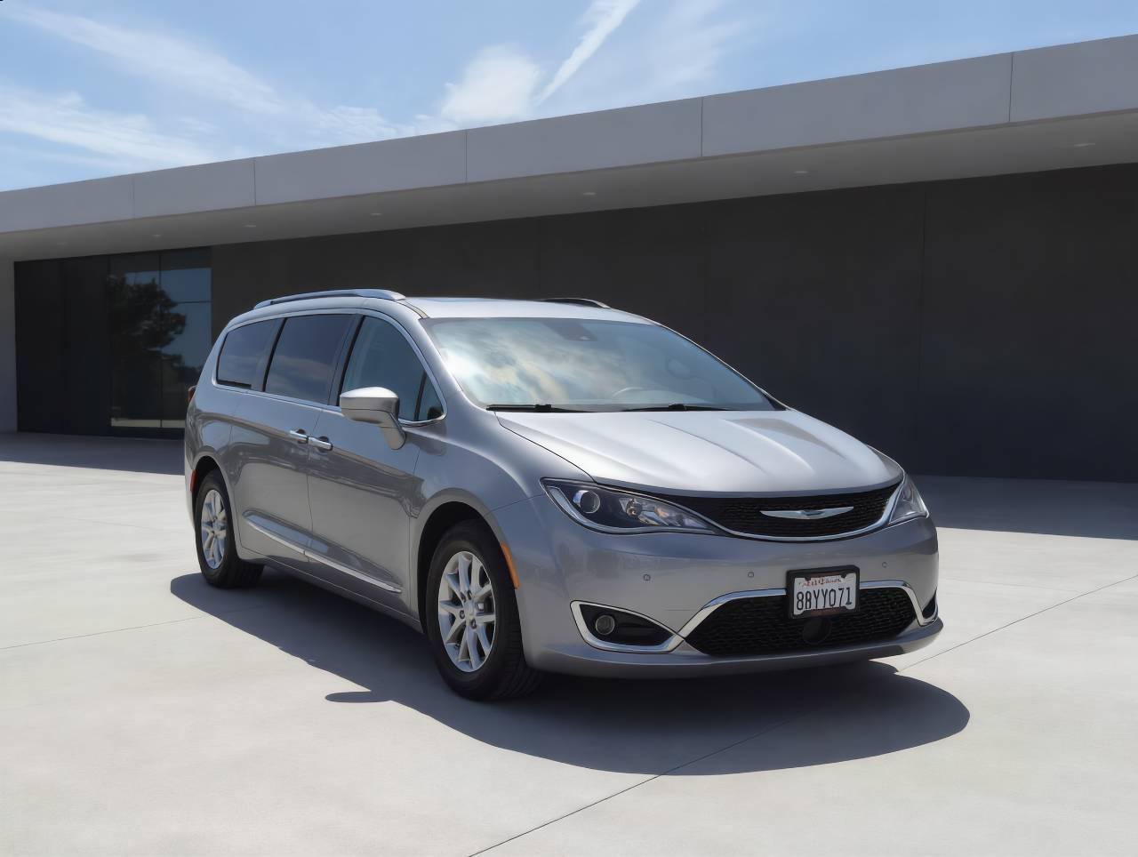 Chrysler Pacifica 2020 in Burlingame, CA
