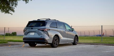 Toyota Sienna 2024