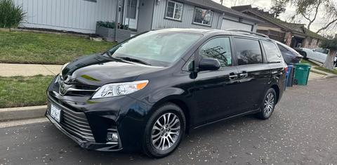 Toyota Sienna 2020