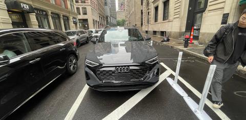 Audi Q8 e-tron 2024