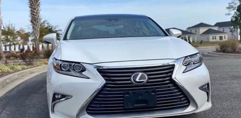Lexus ES 2016