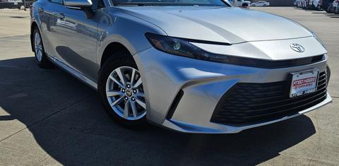 Toyota Camry Hybrid 2025