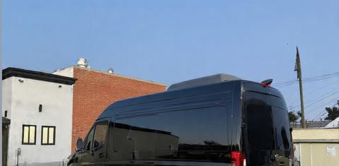 Mercedes-Benz Sprinter 2025