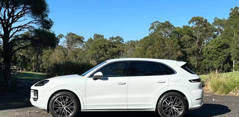 Porsche CAYENNE 2024
