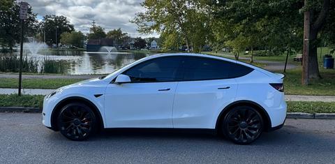 Tesla Model Y 2022