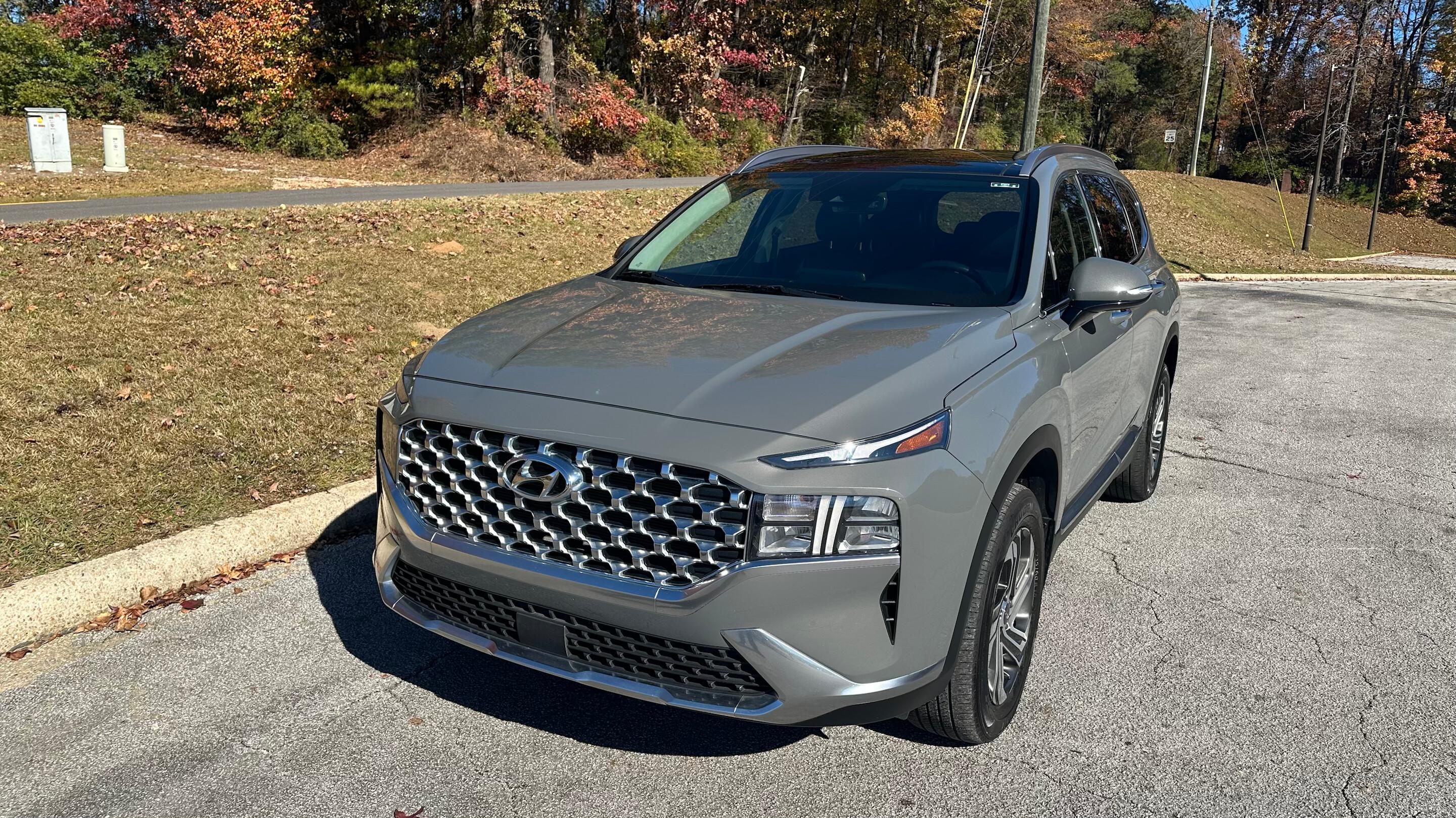 Hyundai Santa Fe 2022 in Hoover, AL