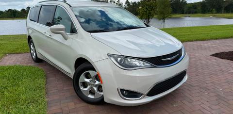 Chrysler Pacifica 2017