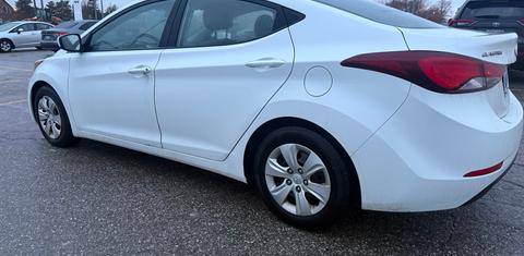 Hyundai Elantra 2016