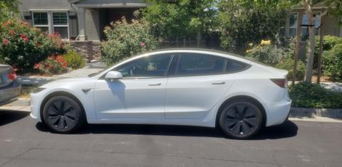 Tesla Model 3 2025