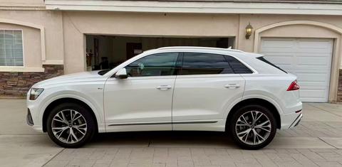 Audi Q8 2023
