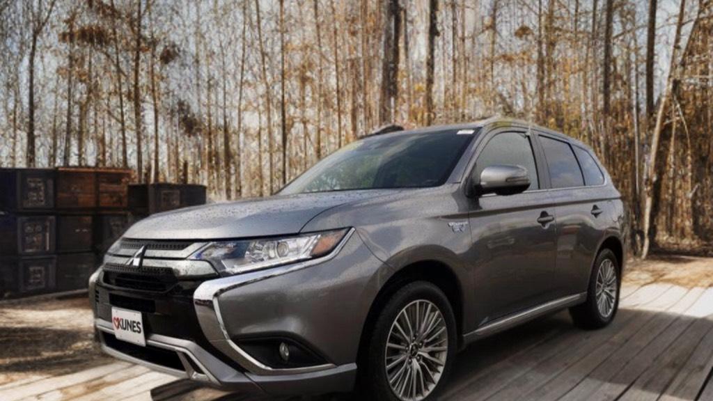 Mitsubishi Outlander PHEV 2022 in Sandston, VA