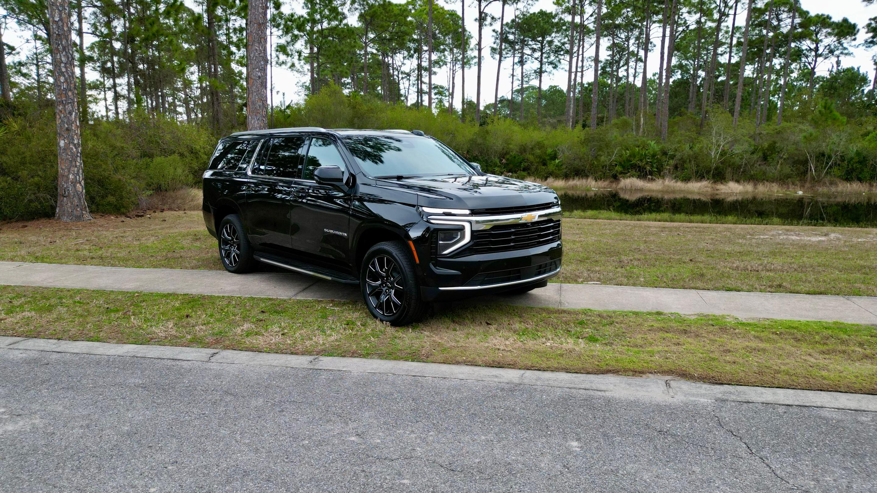 Chevrolet Suburban 2026 in Miramar Beach, FL