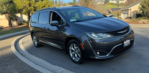 Chrysler Pacifica 2017
