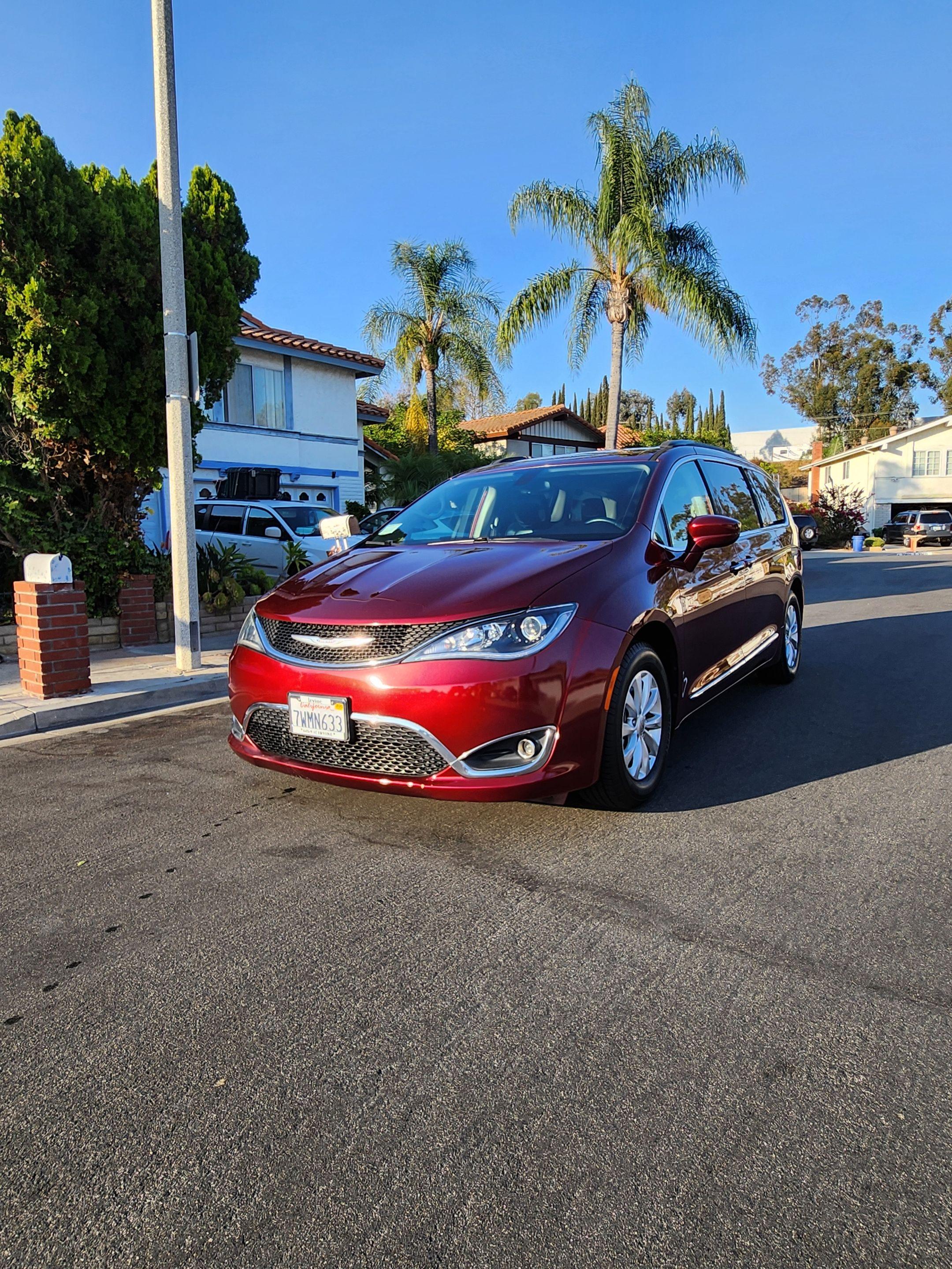 Chrysler Pacifica 2017 in 