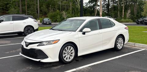 Toyota Camry 2019