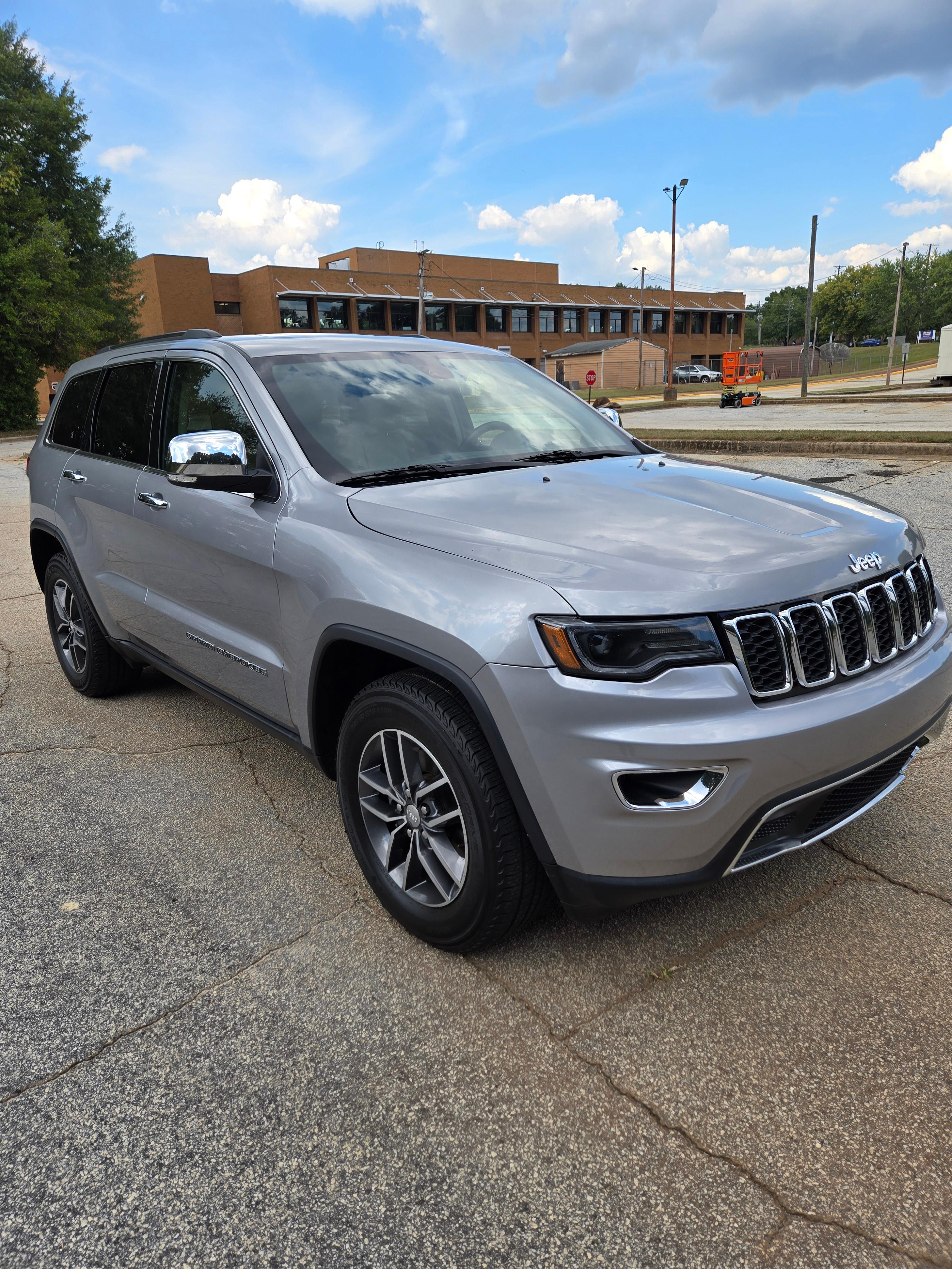 Jeep Grand Cherokee 2017 in 