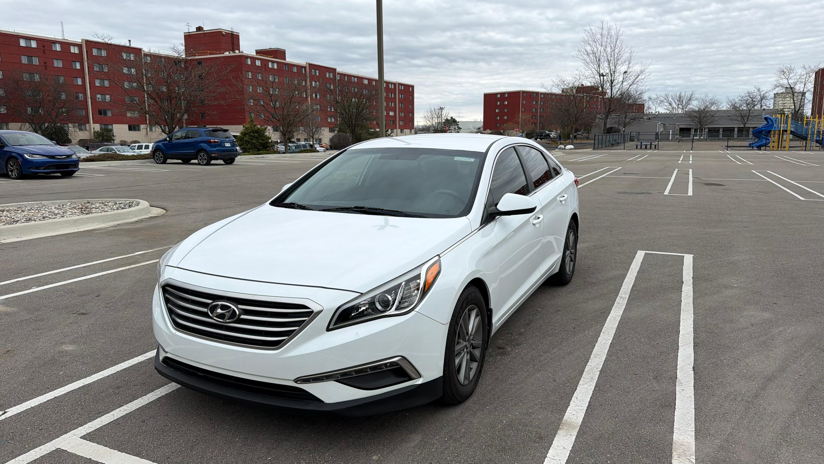 Hyundai Sonata 2015 in Westland, MI