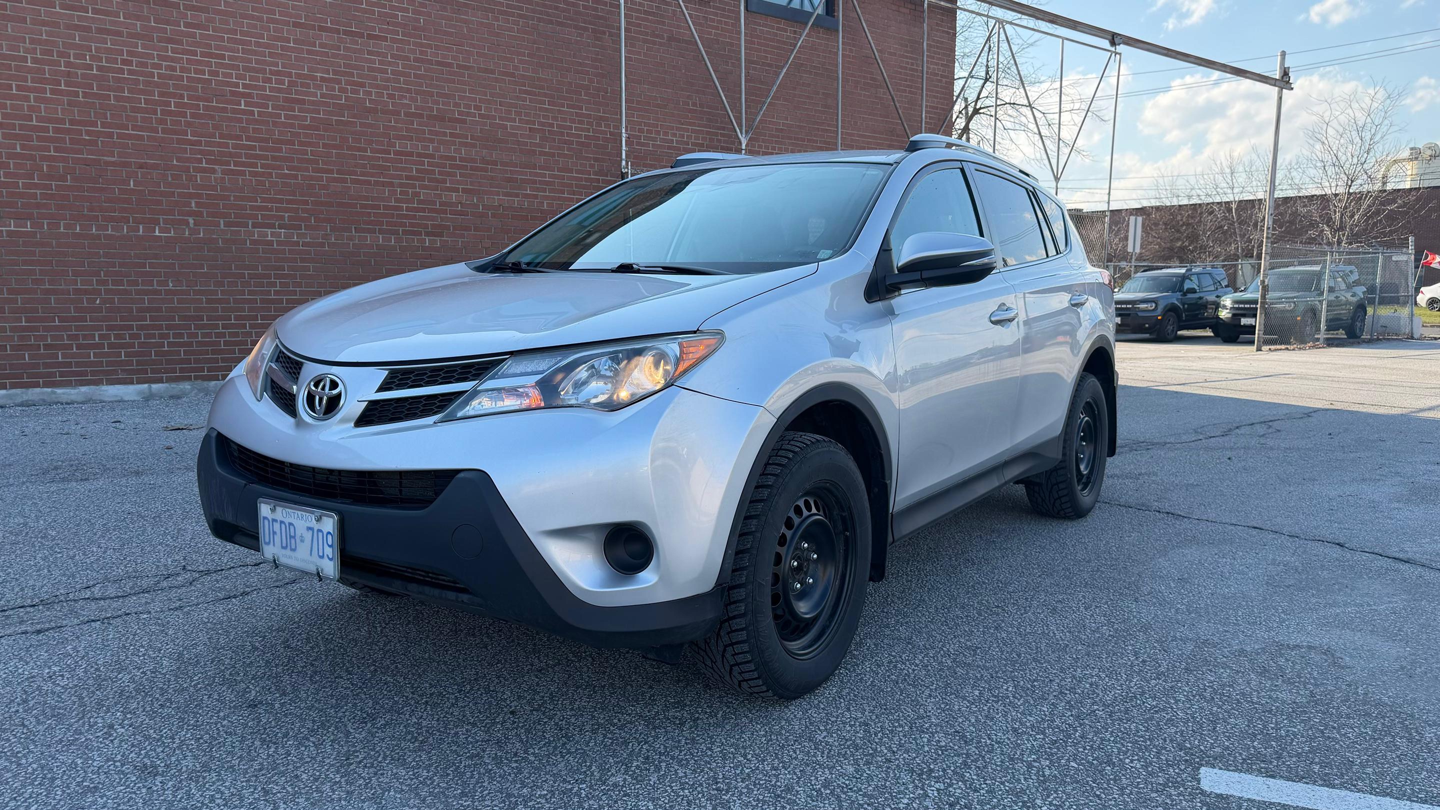 Toyota RAV4 2015 à Toronto, ON