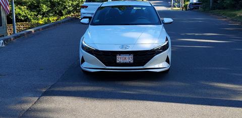 Hyundai Elantra 2022
