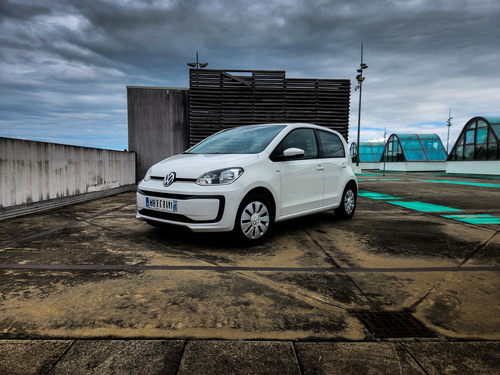 Volkswagen UP 2018 à Bayonne