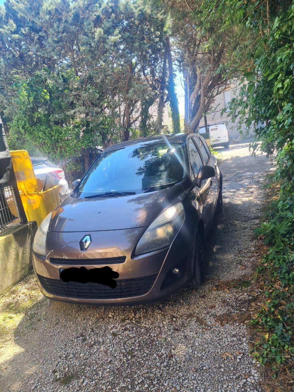 Renault GRAND SCENIC III 2014 à Avignon