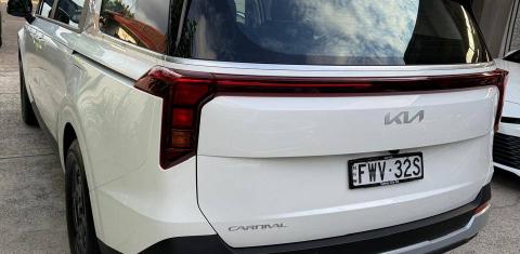 Kia CARNIVAL 2026