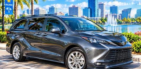 Toyota Sienna 2025