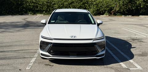 Hyundai Sonata Hybrid 2026